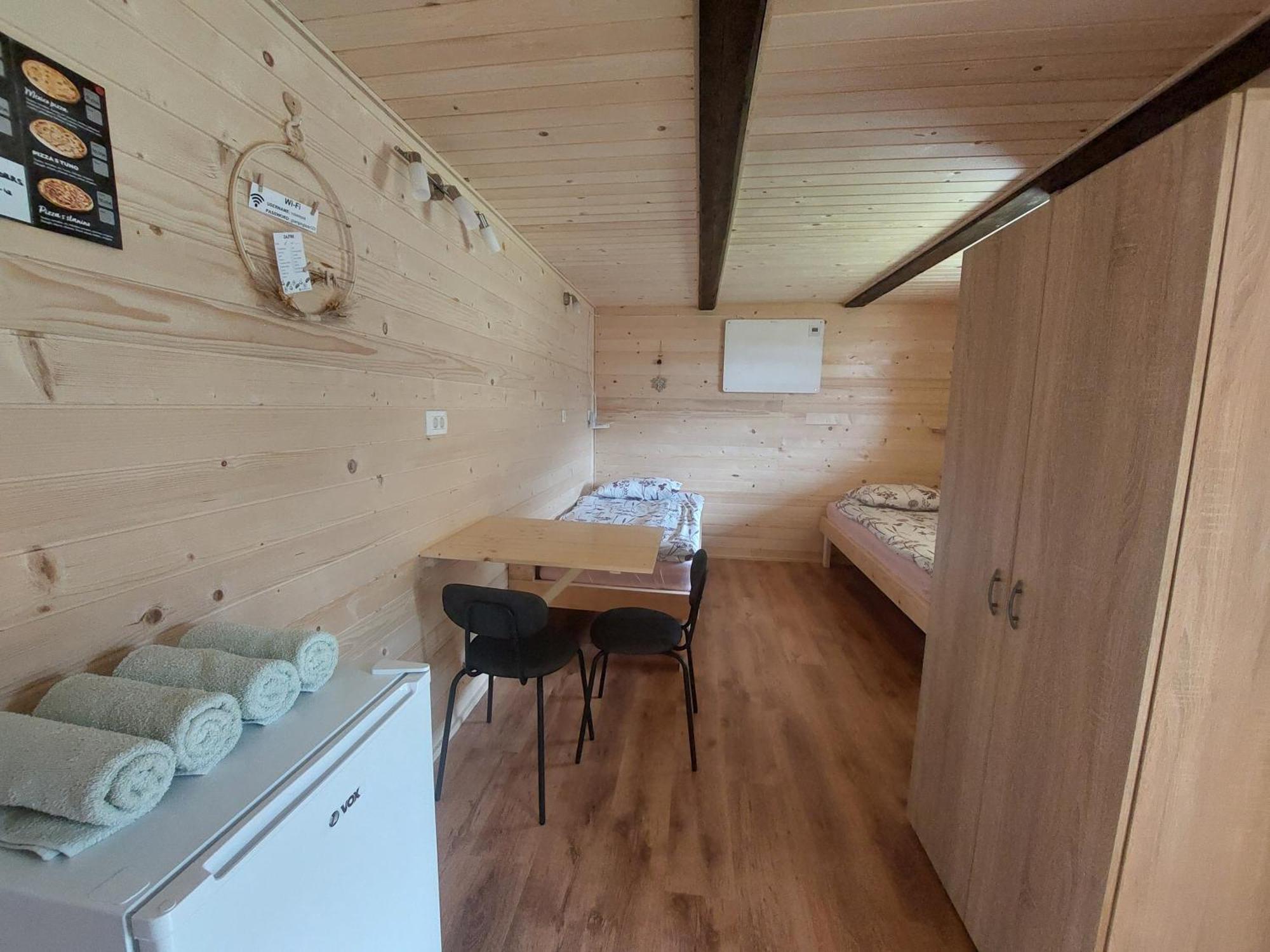 Glamping Laze Villa Gorenja Vas  Kültér fotó